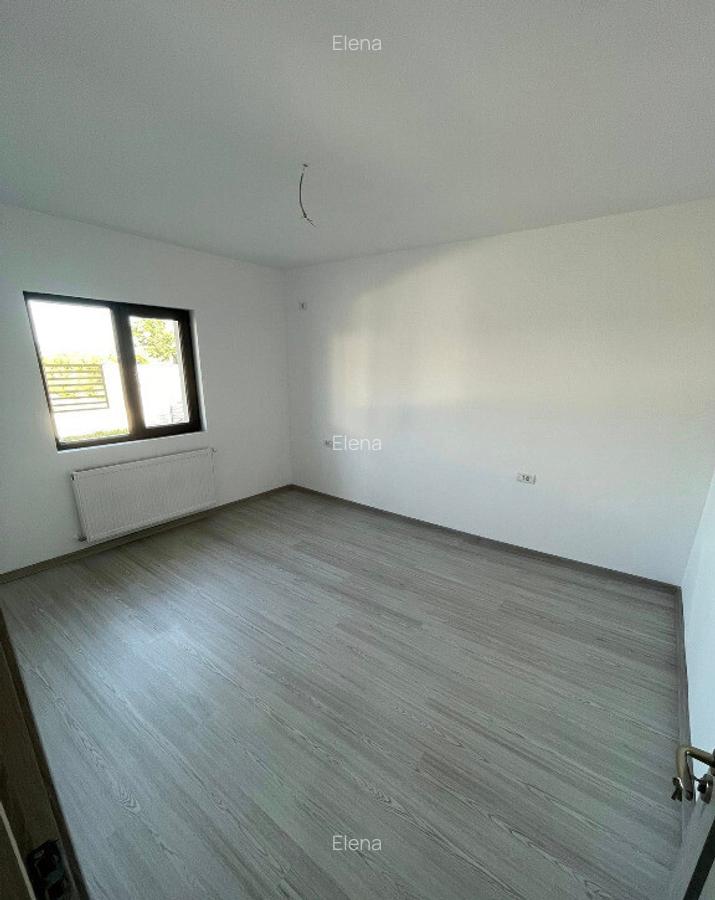 Casa cu teren generos|locatie foarte buna - 11