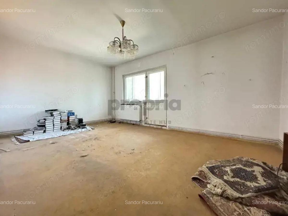 4 camere decomandate in Bartolomeu Ideal pentru renovare - 17