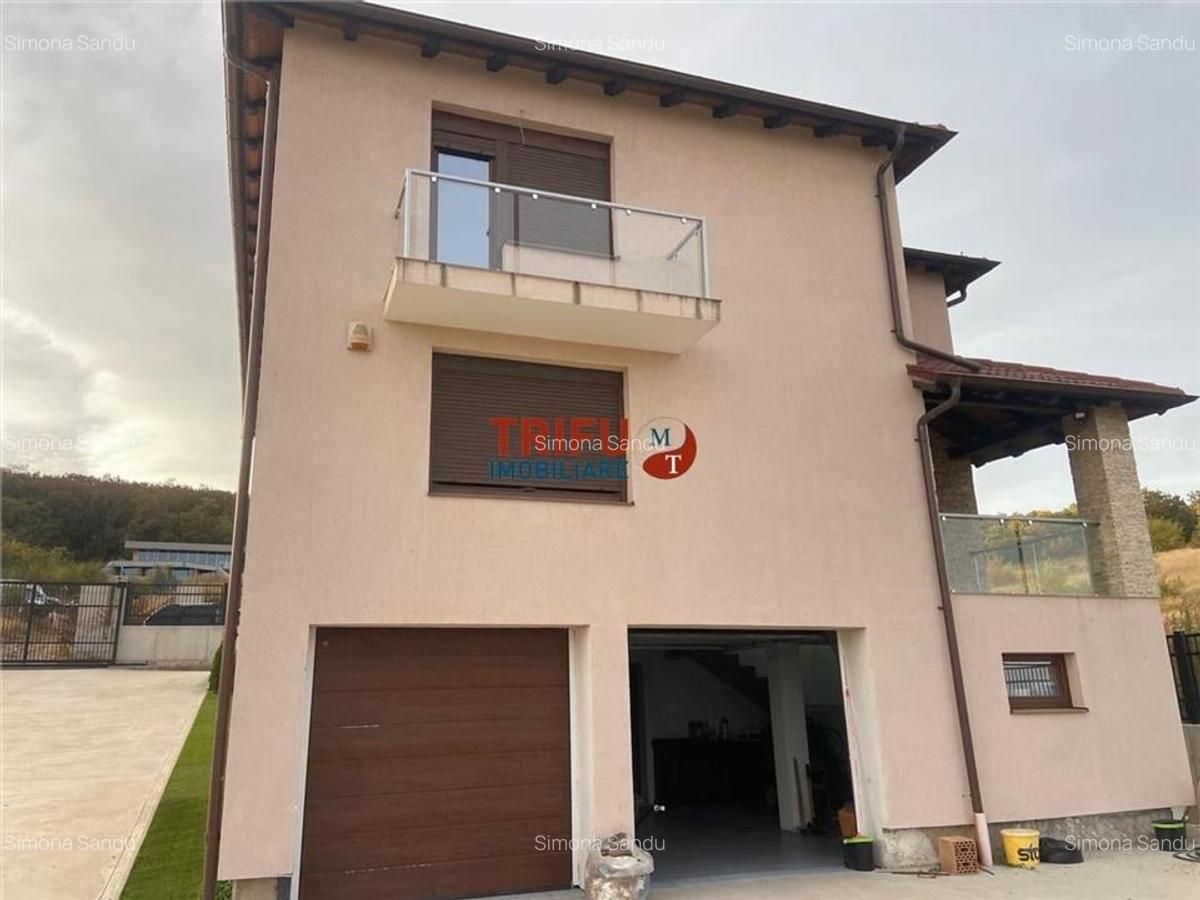 Casa 7 camere de vanzare 1000mp teren zona Schit - 2
