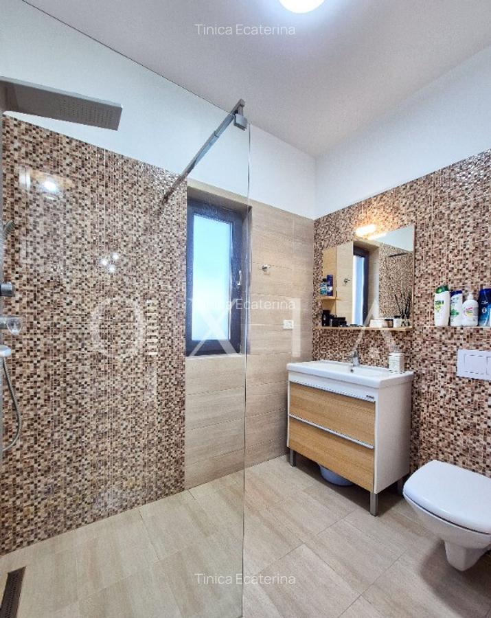 Casa tip duplex, separat prin garaj, Dumbravita, Timis - 12