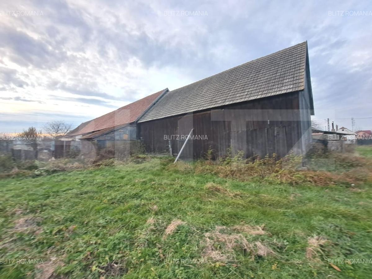 Casa de vanzare, 5 camere, teren generos de 1.290 m?, zona Dumbravita - 4