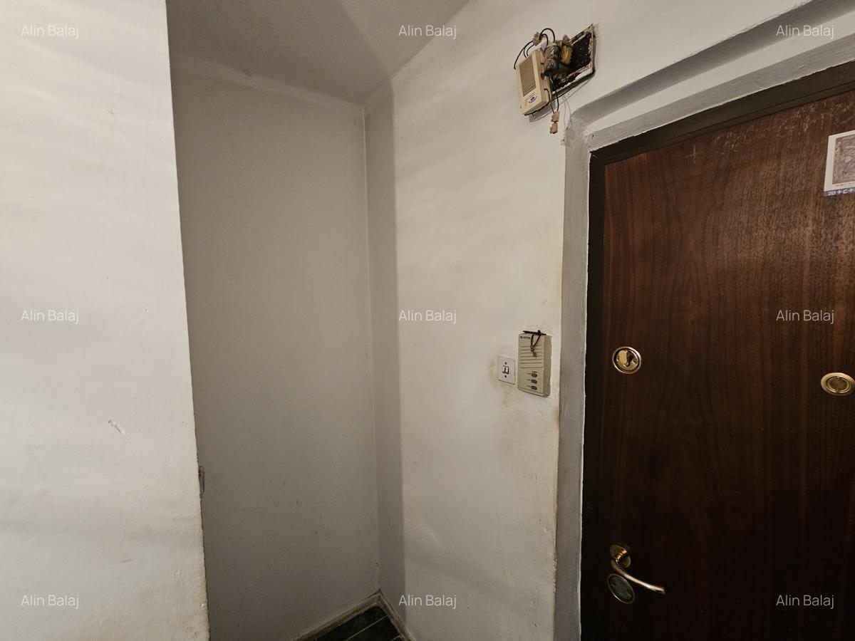 Apartament 3 camere, etaj intermediar, Piața Victoriei, comision 0% - 17