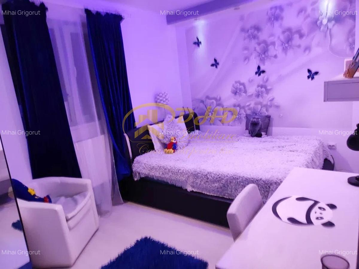 Apartament 3 camere in zona Tatarasi - Str. Vasile Lupu - 5