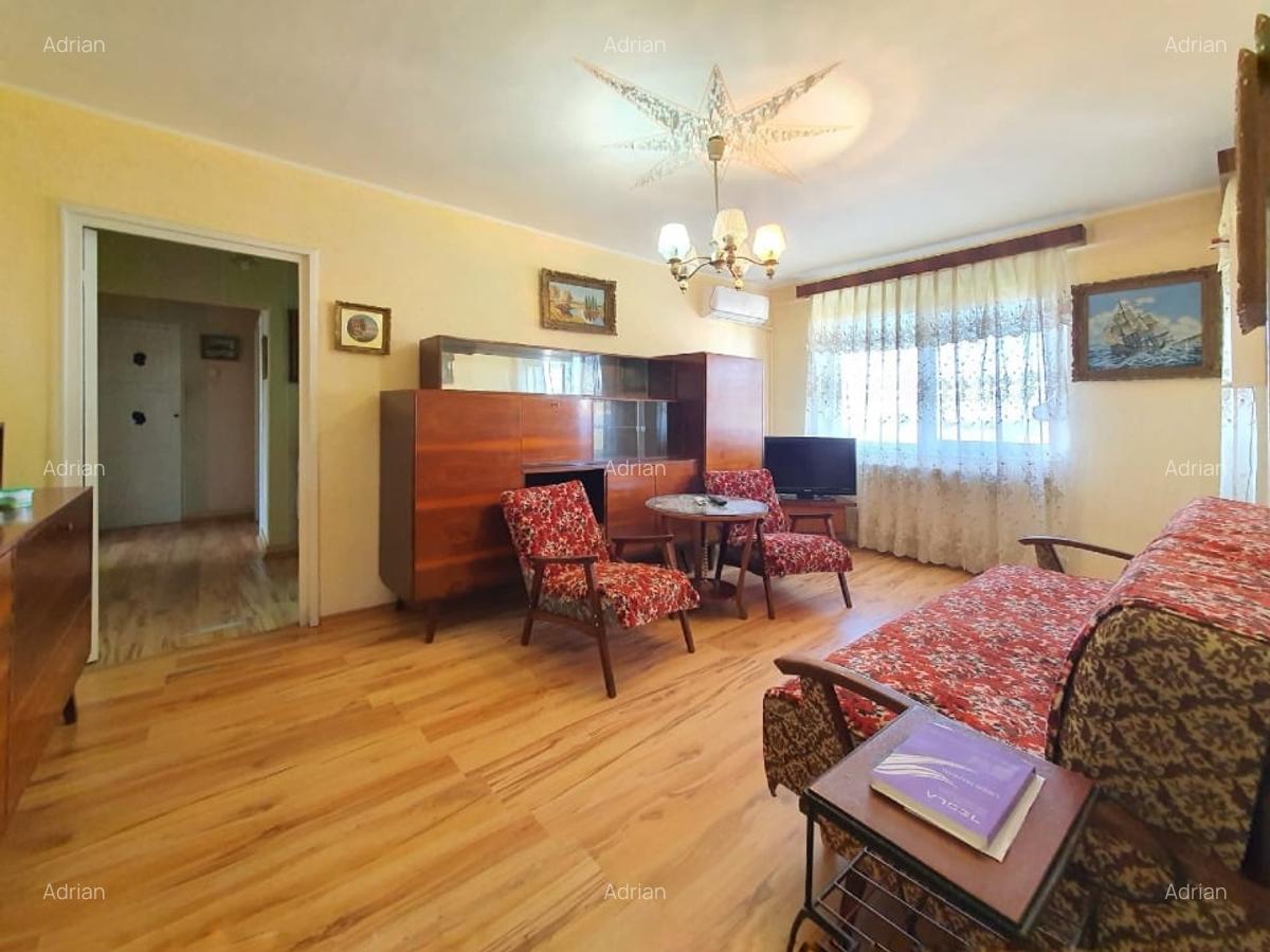 Apartament 3 camere decomandat tip U, 75 m² - 1