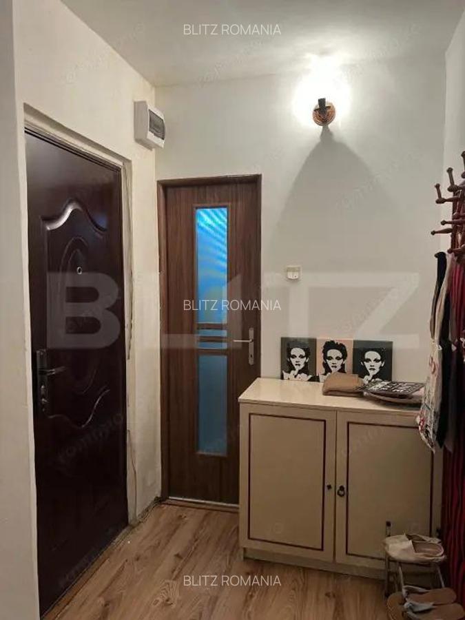 Apartament 3 camere, 70 mp, etaj 1, decomandat zona Pandurilor - 2