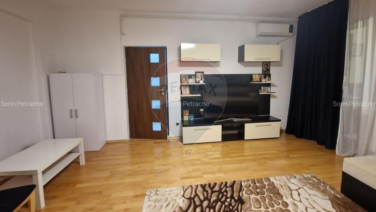 Apartament mobilat, utilat cu 2 camere de vanzare in Cartierul Latin - 2