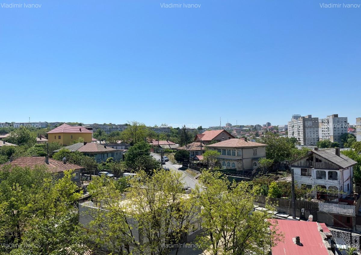 Apartament spa?ios 3 camere + 2 balcoane, zona turnuri Pacii Etaj 9/10 - 14