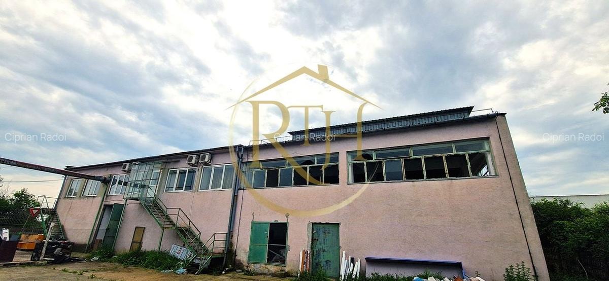 Cladiri si teren de închiriat zona industriala pentru orice tip de activitate. - 2