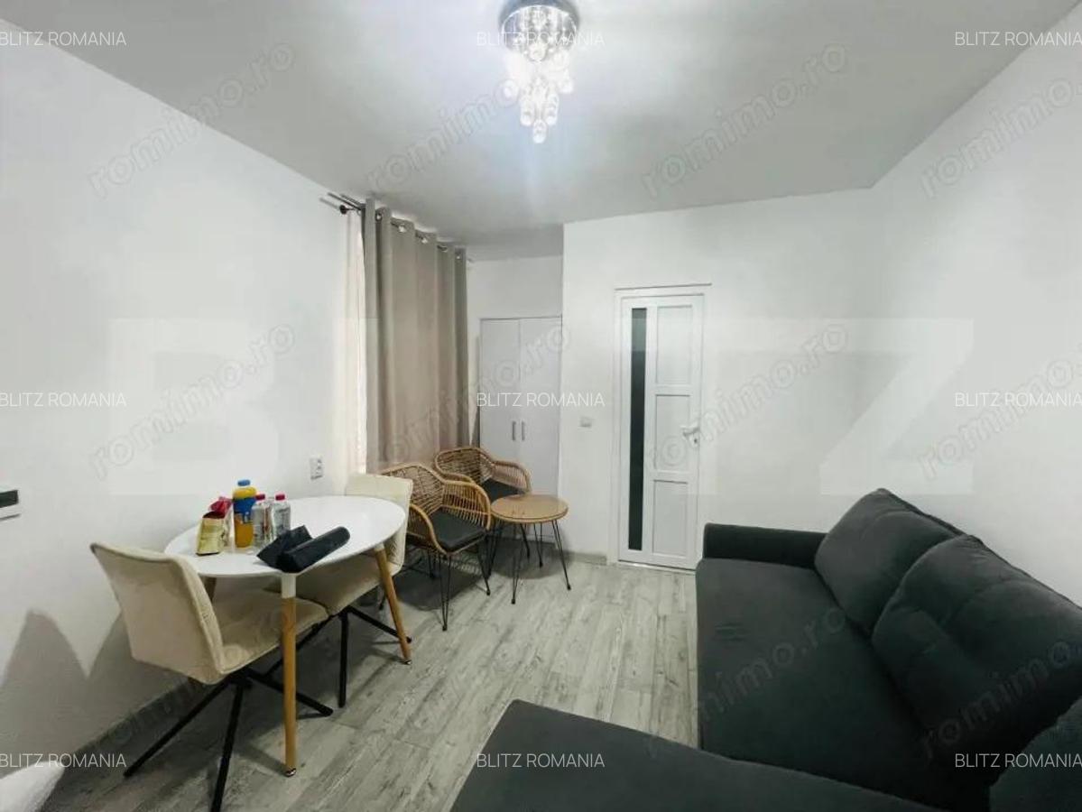 Garsoniera in centrul Clujului, 19 mp, 15 mp terasa, zona strazii Baritiu - 7