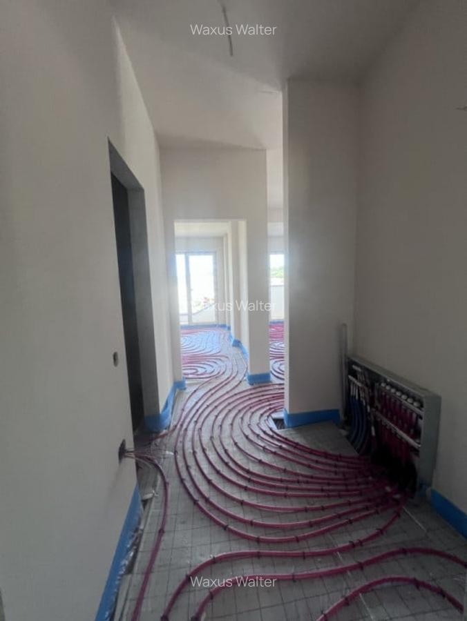 Apartament de 3 camere / Panorama  superba, 82 mp, parcare, Eroilor - 4