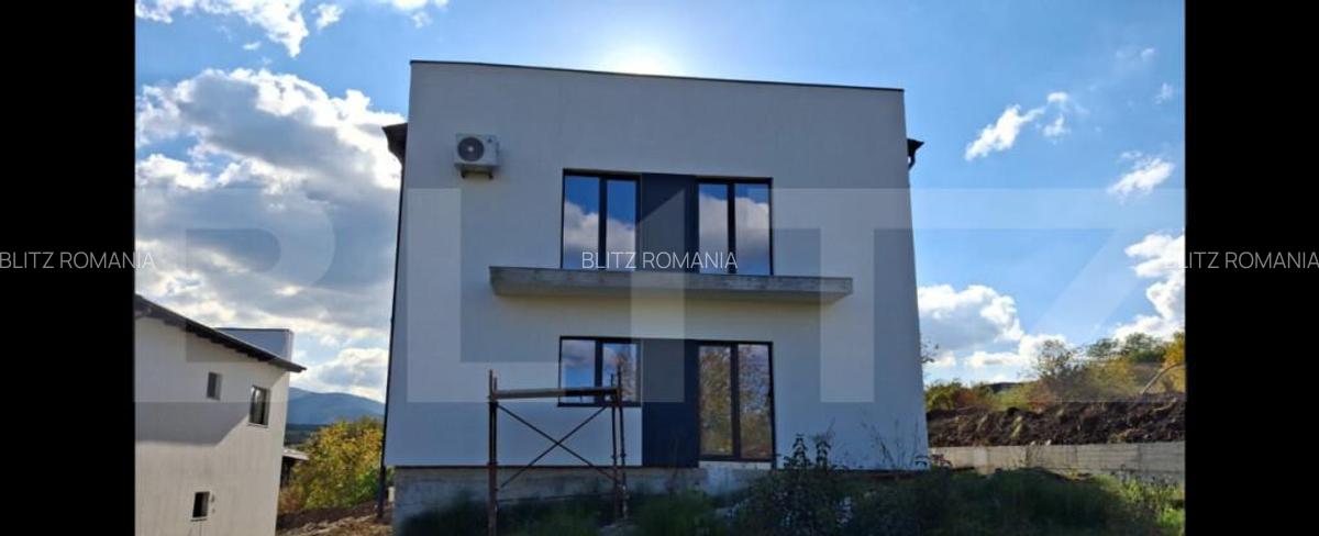 Apartament cu 3 camere, 85 mp ?i un teren de 200 mp, Zalau - 2