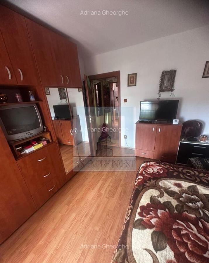 De vanzare apartament 3 camere/ zona Calea Bucuresti - 8
