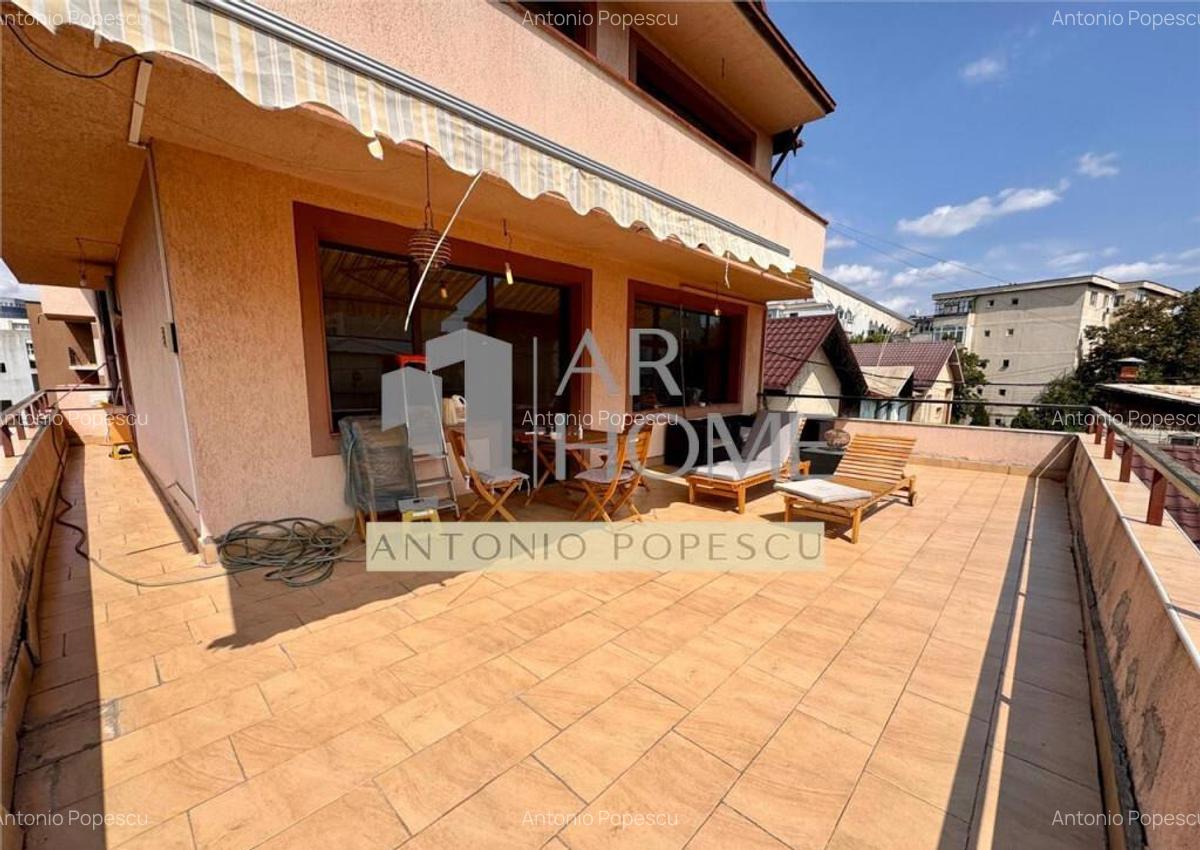 Apartament 4 camere, terasa 49,5 mp, an 2010, Ploiesti, Bd. - 15