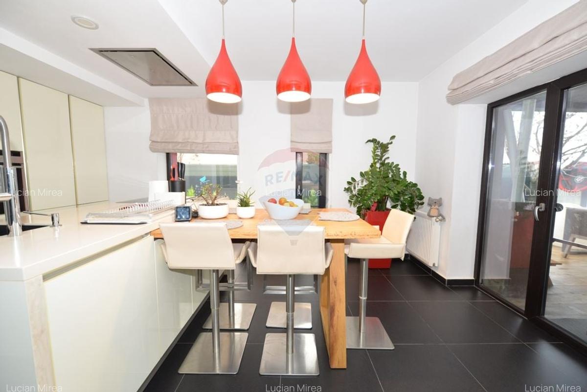 Casa Vila cu 4 camere de vanzare in  Cernica langa padure - 40