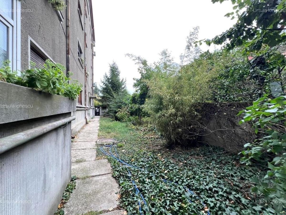 Apartament cu 4 camere semidecomandat în Ferdinand - 16