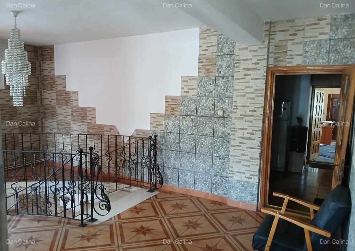 Vila v. sau inchiriere,pretabila pentru afaceri sau locuit Bucium Iasi - 11