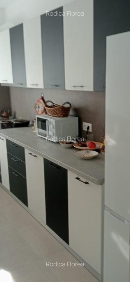 Studio modern bloc nou- langa Coresi Mall - 3