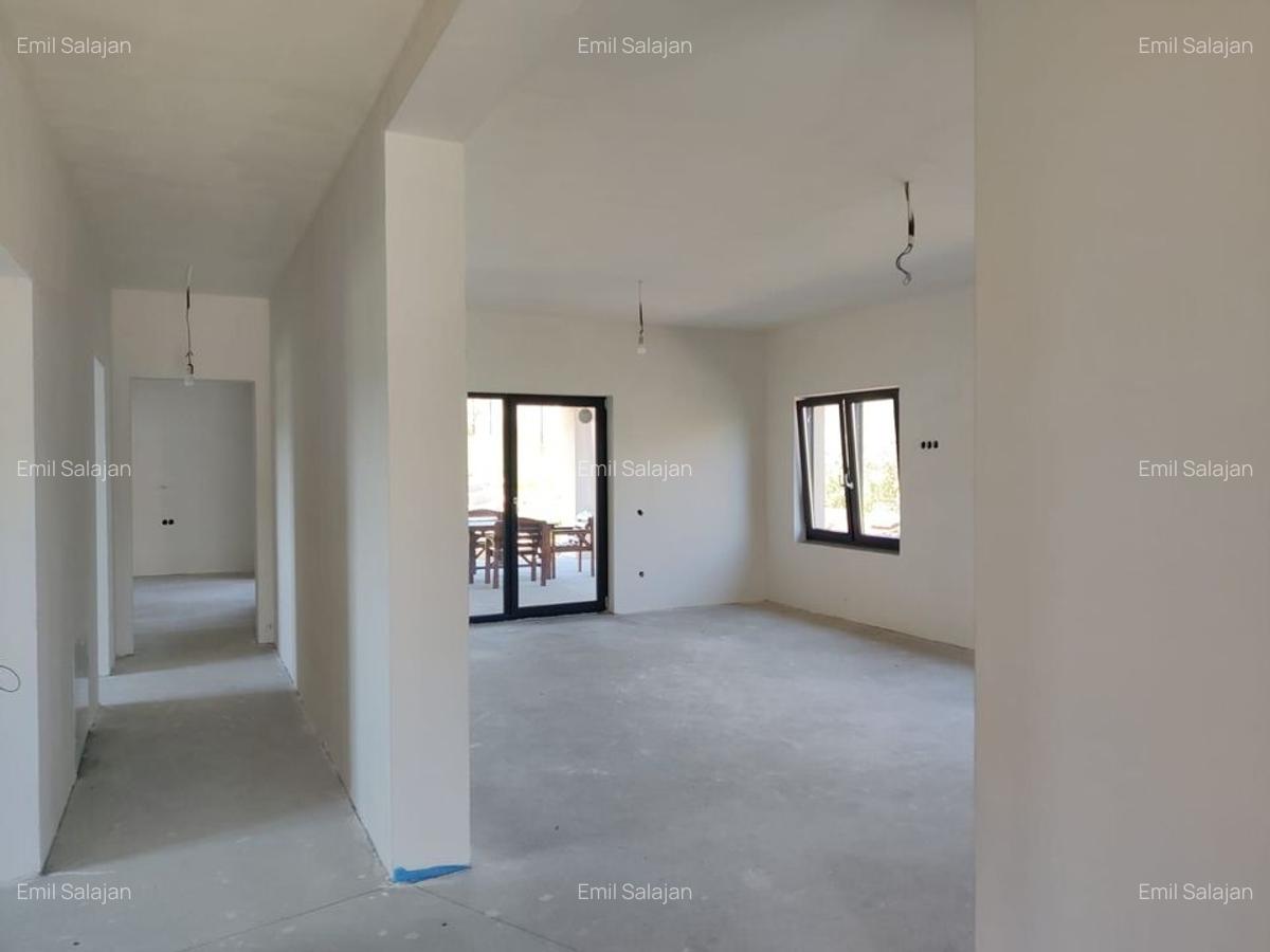 Casa individuala, 130 mp, Pompa caldura, panouri solare, COMISON 0 - 10