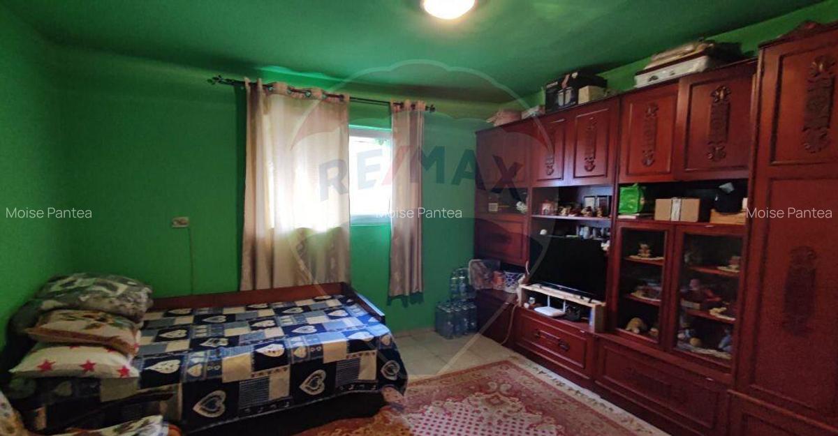 Casa cu 4 camere si teren de vanzare in com. Husasau de... - 5