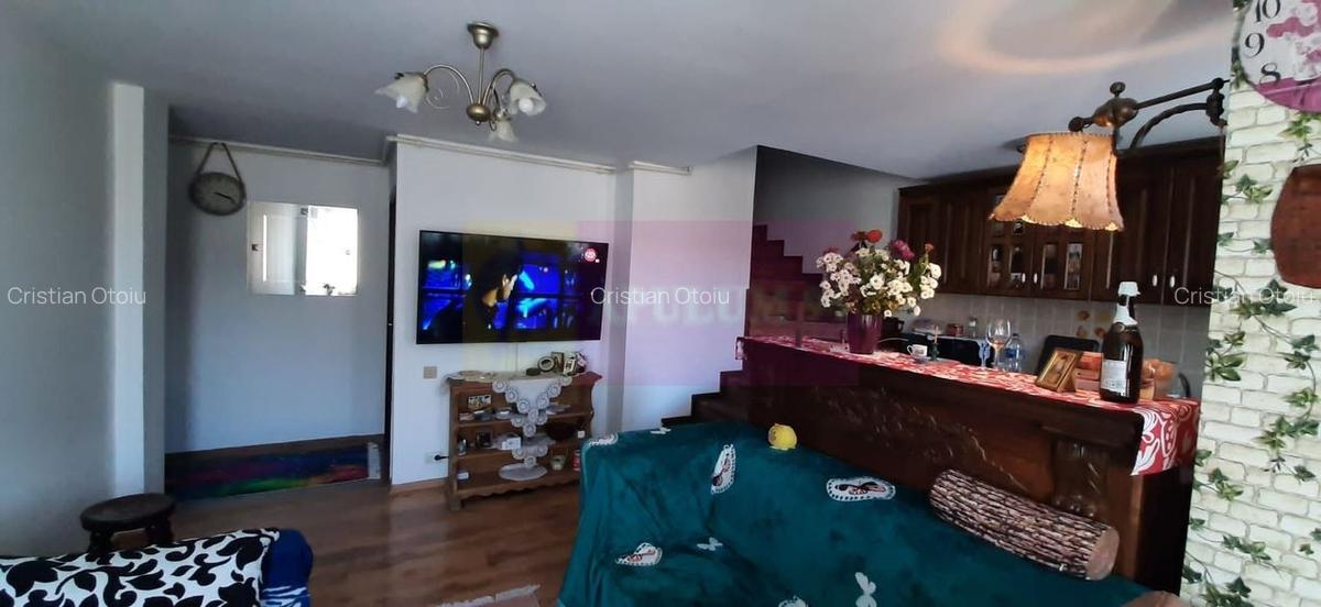 Apartament 3 camere ~80mp Metrou Aparatorii Patriei - 1