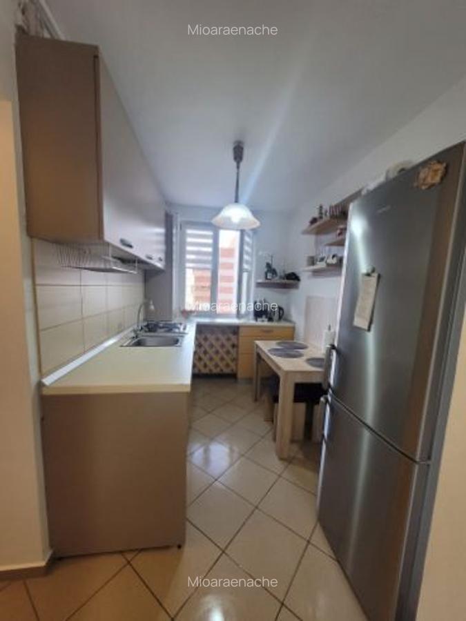 Inchiriere apartament 2 camere situat langa complexul ITC, b-dul Alexandru Vlahuta - 5