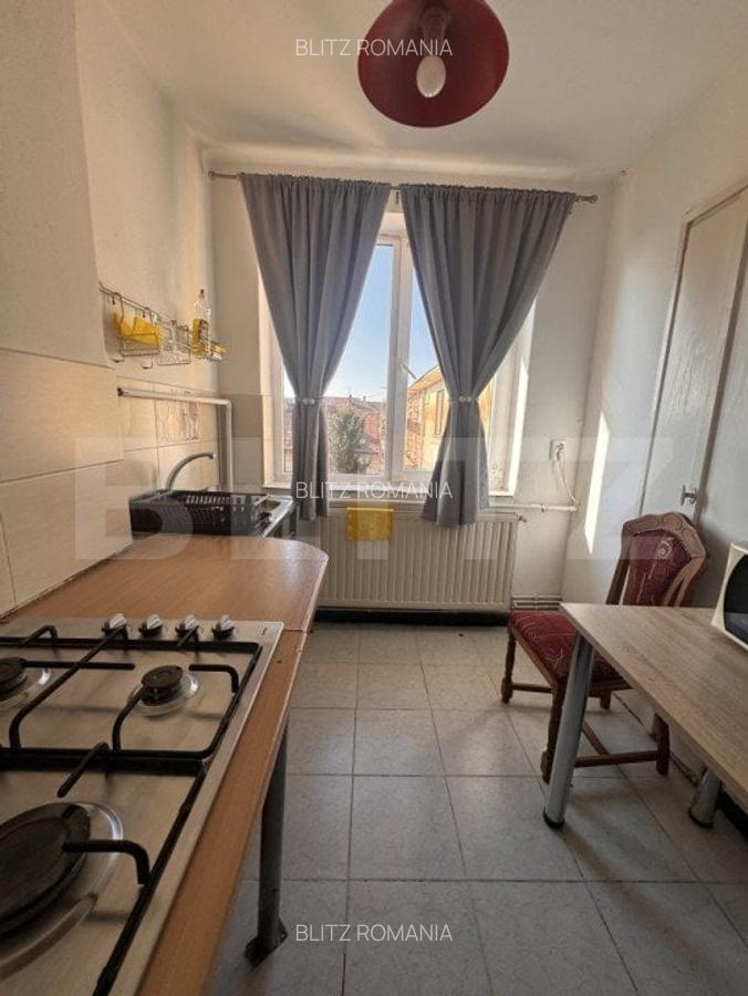 Apartament cu 2 camere, 44 mp, zona Piata 700 - 4