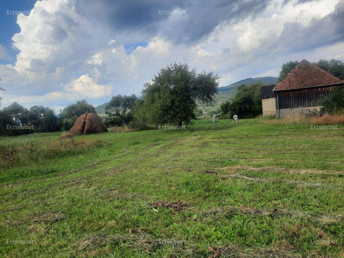 Casa de Mun?i ?i Teren Generos Ocna de Jos, Praid (Harghita) - 1