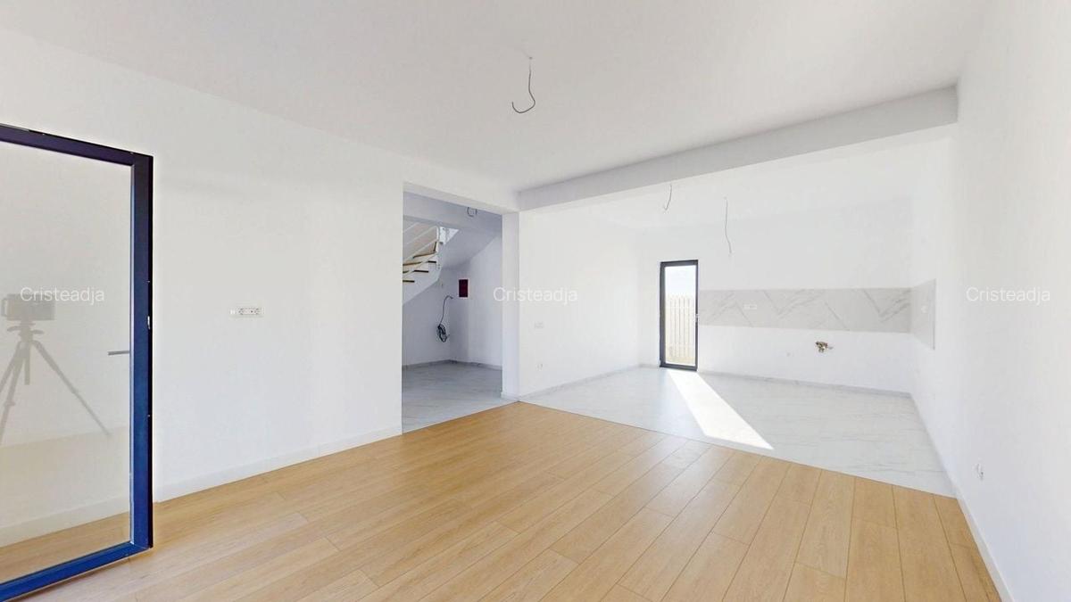 CASA DE LANGA PADURE, Clinceni str. Mierlei 73J - 4