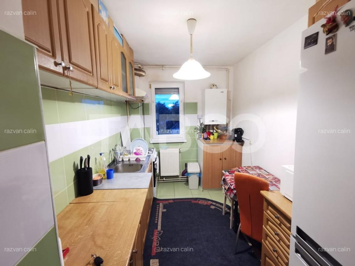 Apartament cu 2 camere semidecomandate la etajul 3 strada Plugarilor - 7