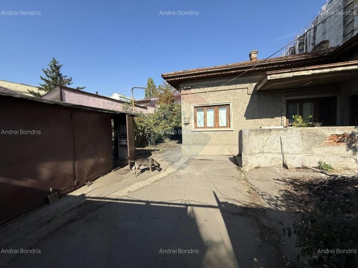 Teren 1100 mp si Casa Strada Luica Sector 4 - 7