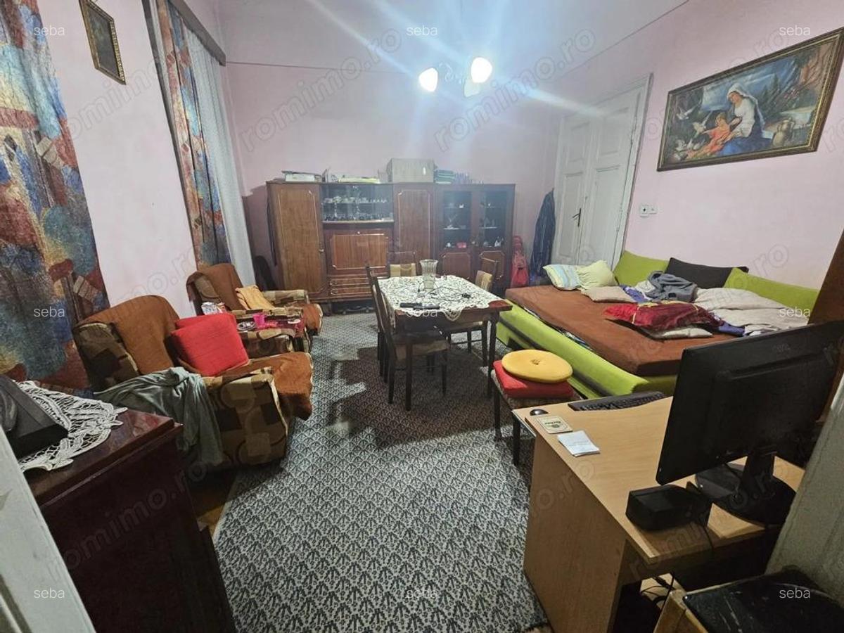 Piata Unirii. Cladire istorica. Fatada renovata! - 3