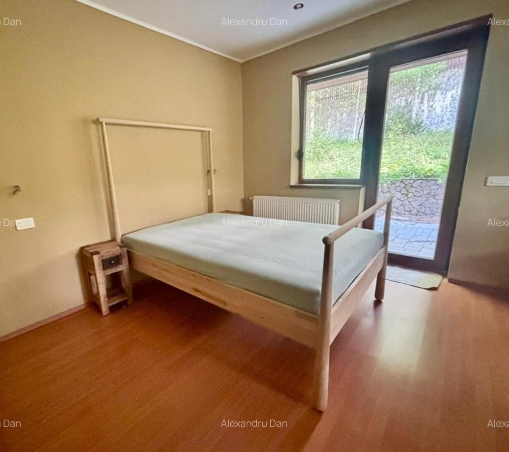 Vila spatioasa -7 camere-vedere panoramica-Azuga - 19