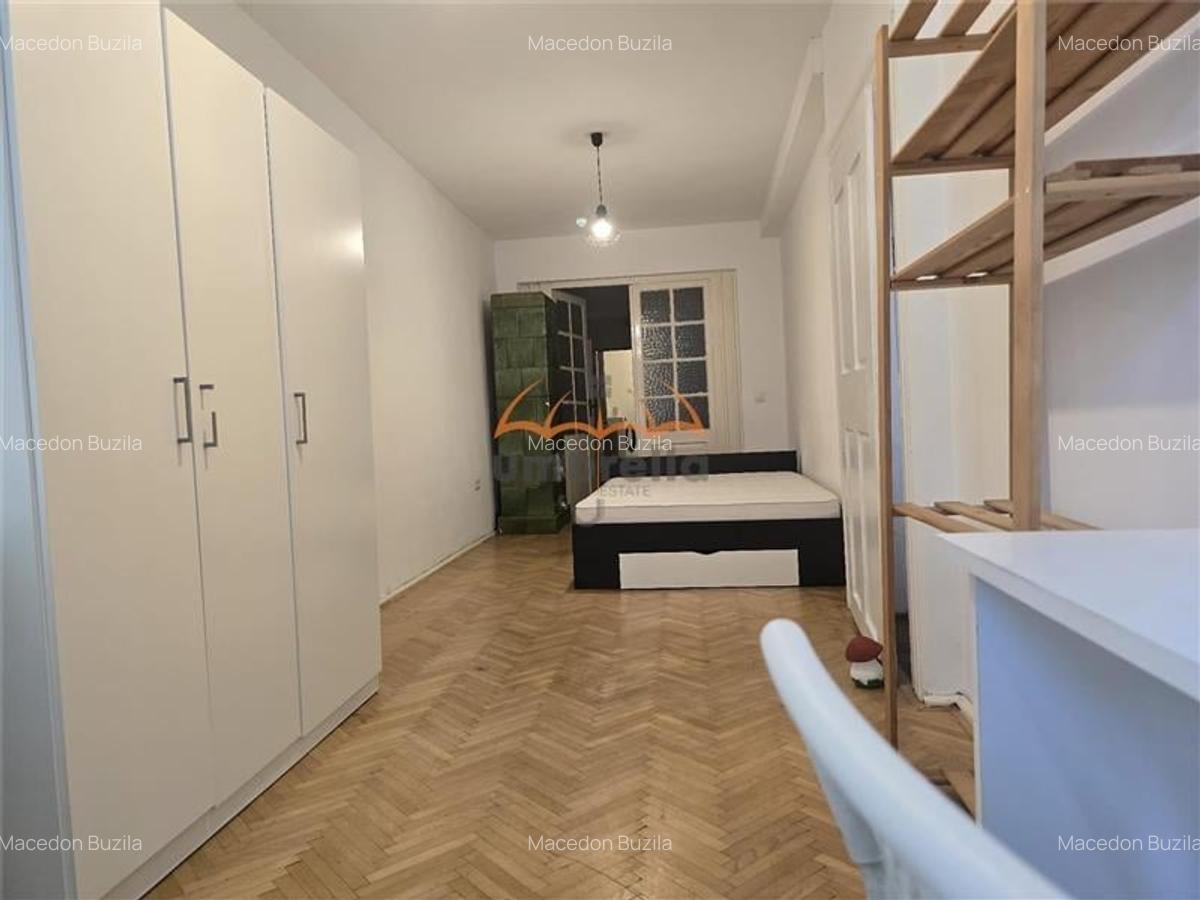 Apartament de inchiriat  107/?, ultracentral, P-ta Unirii - 2