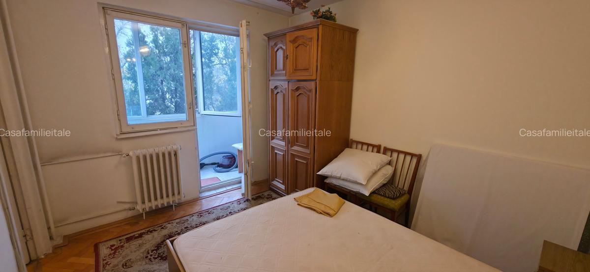 Etaj 1 Zona Dacia - liber + boxa - 5