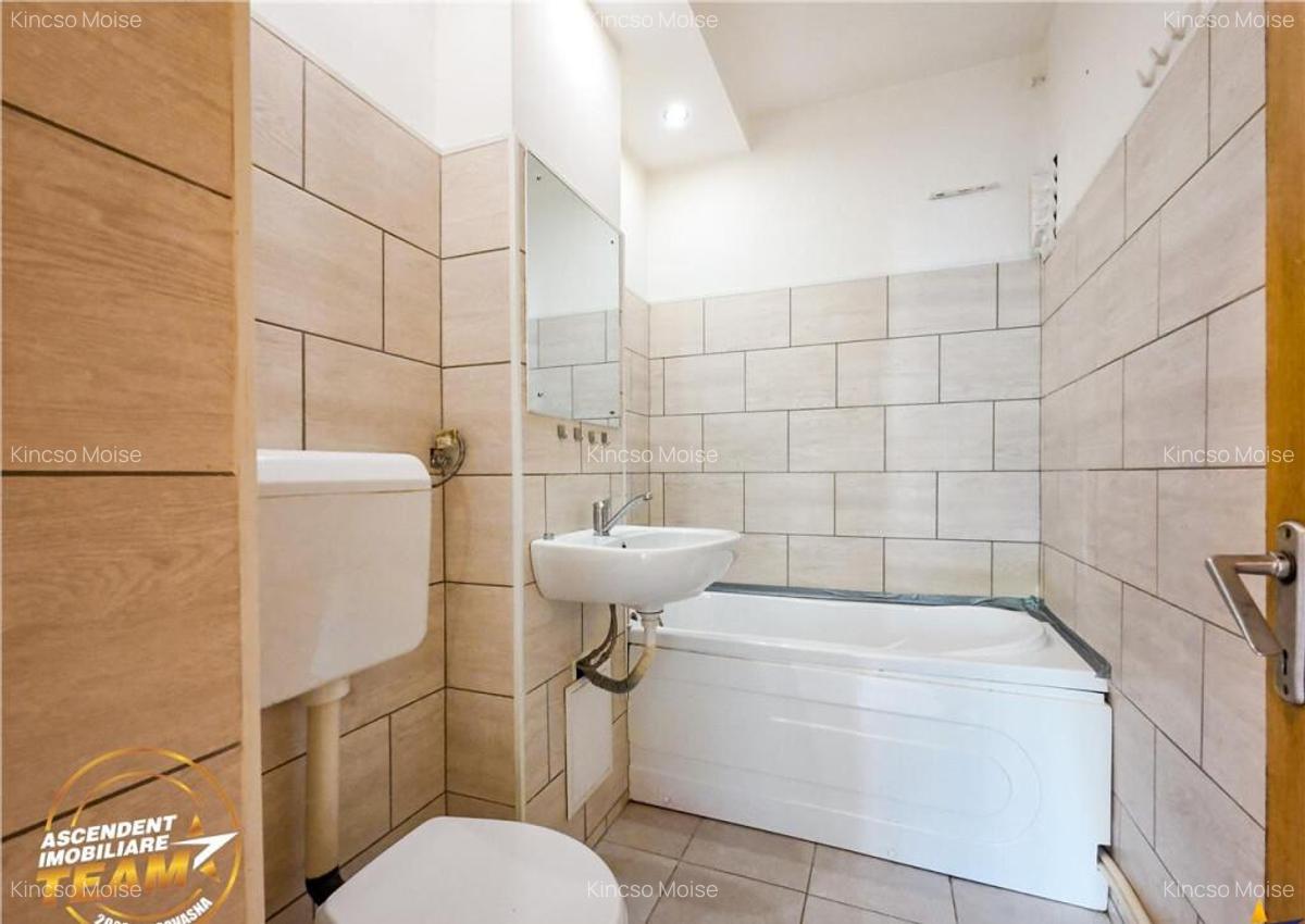 Tur Virtual! Decomandat,3 camere,locatie favorabila,Simeria, - 7