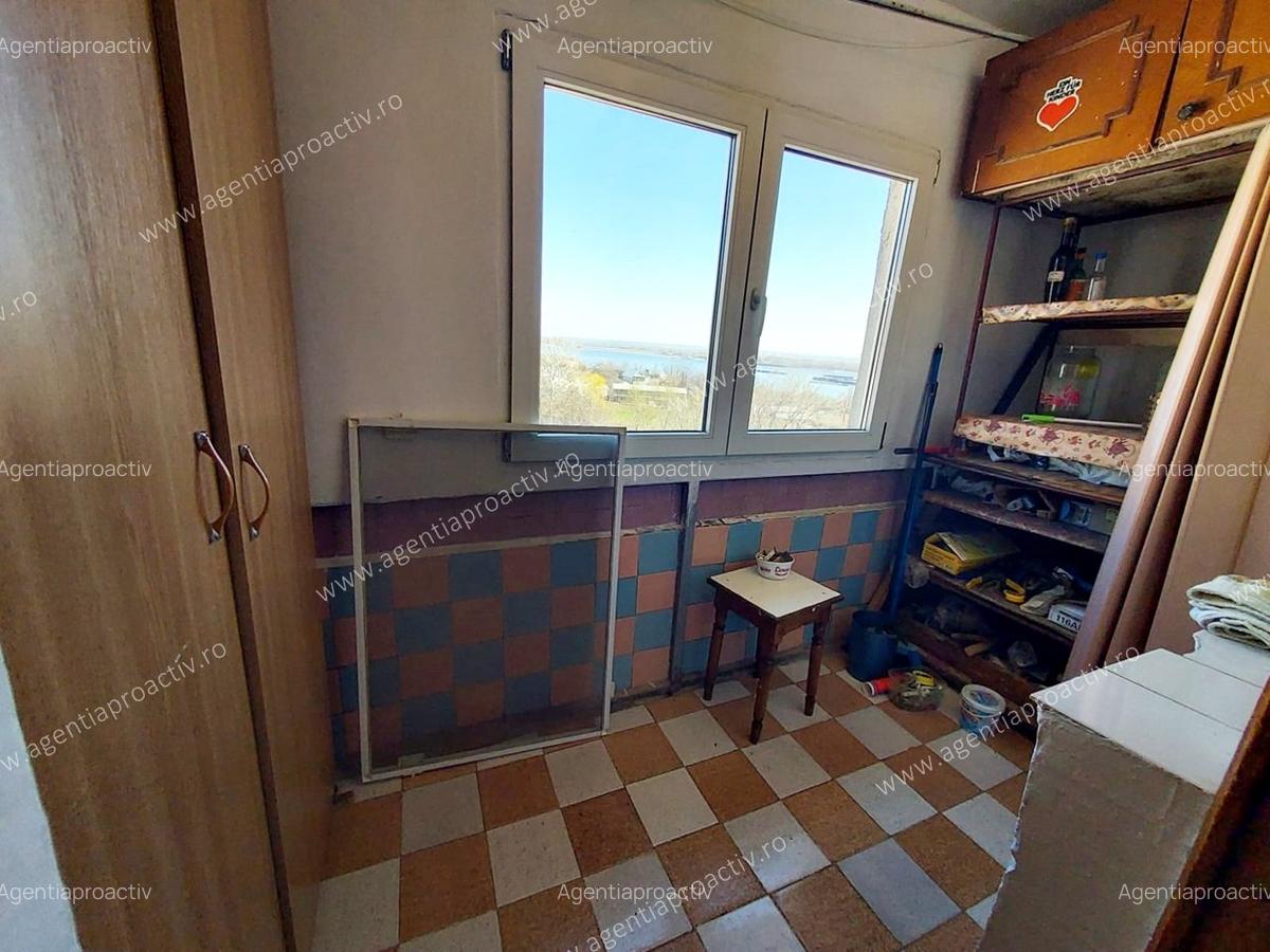 Apartament 2 camere decomandat Micro 21 cu Vedere deosebita către Dunăre - 6