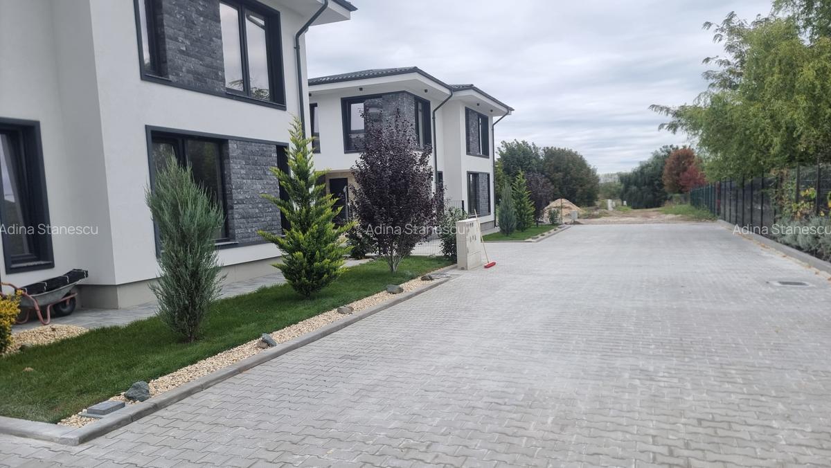 Complex rezidential cu 7 vile langa Laguna Albastra - 29