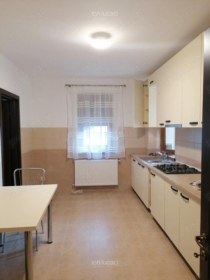 Ofer spre inchiriere apartament in vila - 6