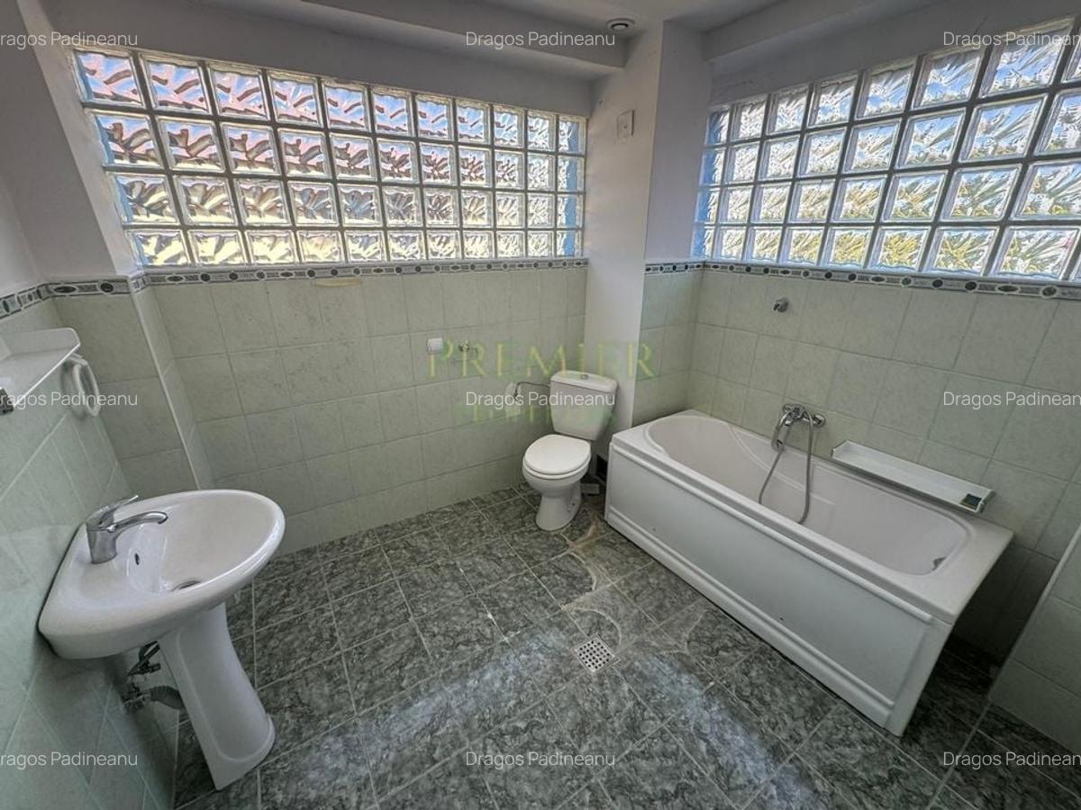 Birou, 750 mp în 13 Septembrie - 18