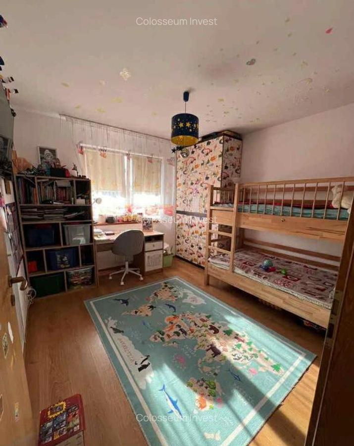 Apartament 2 camere, decomandat - zona Tractorul - 4