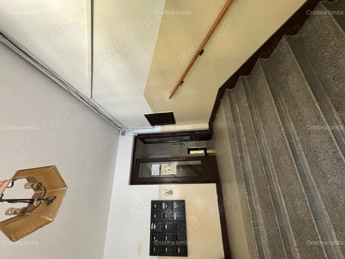 Apartament 3 camere ultracentral langa Liceul Ghe.Lazar - 2 Apartament 3 camere ultracentral langa Liceul Ghe.Lazar - 2