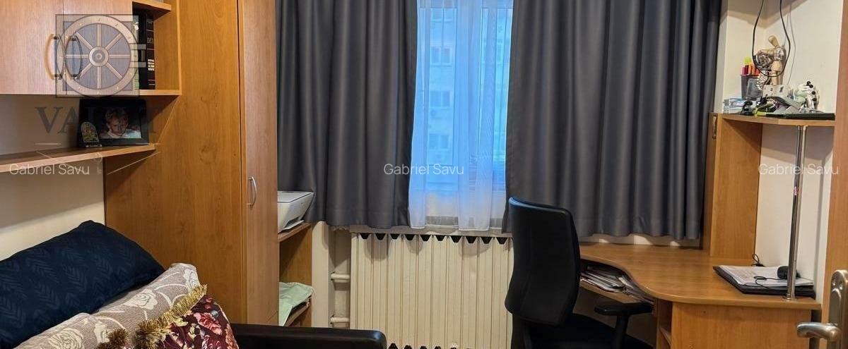 Apartament cu 3 camere semidecomandat, mobilat în Gorjului - 5
