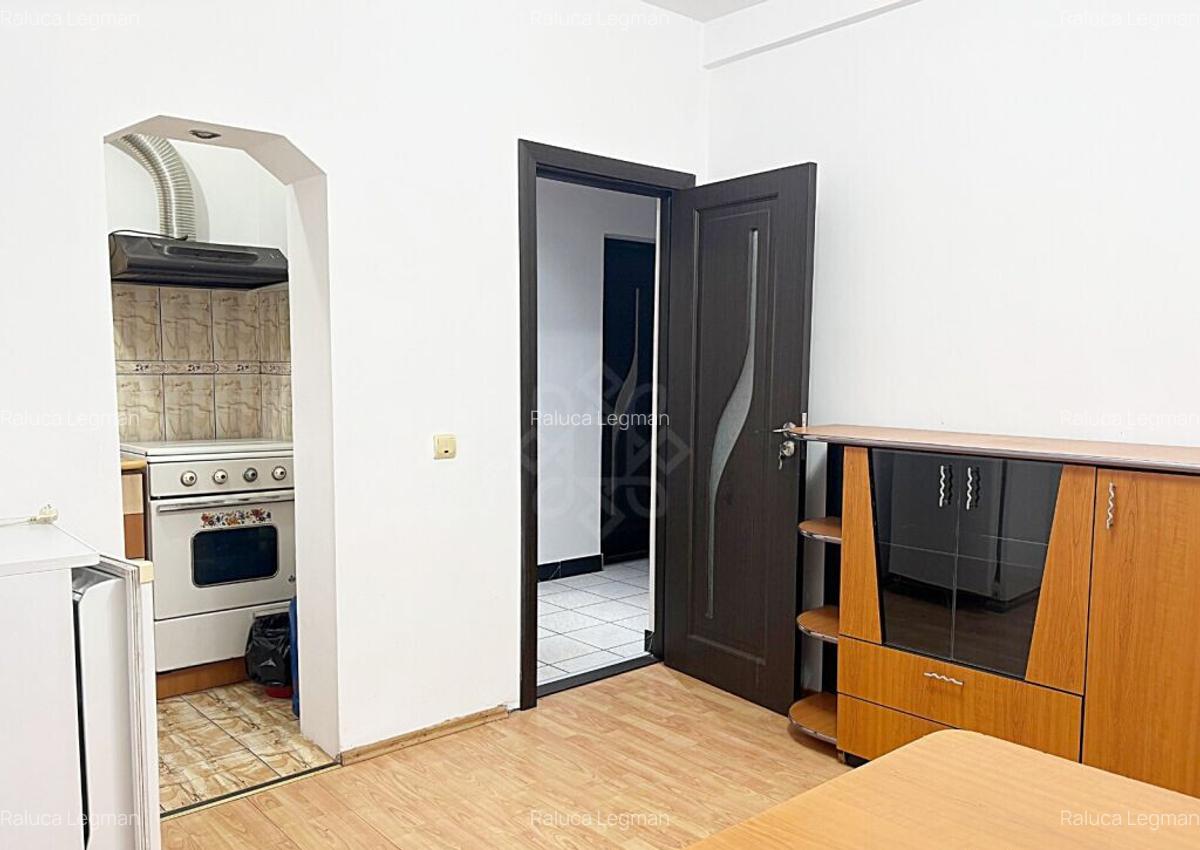 Apartament cu 3 camere pe strada Republicii - 6
