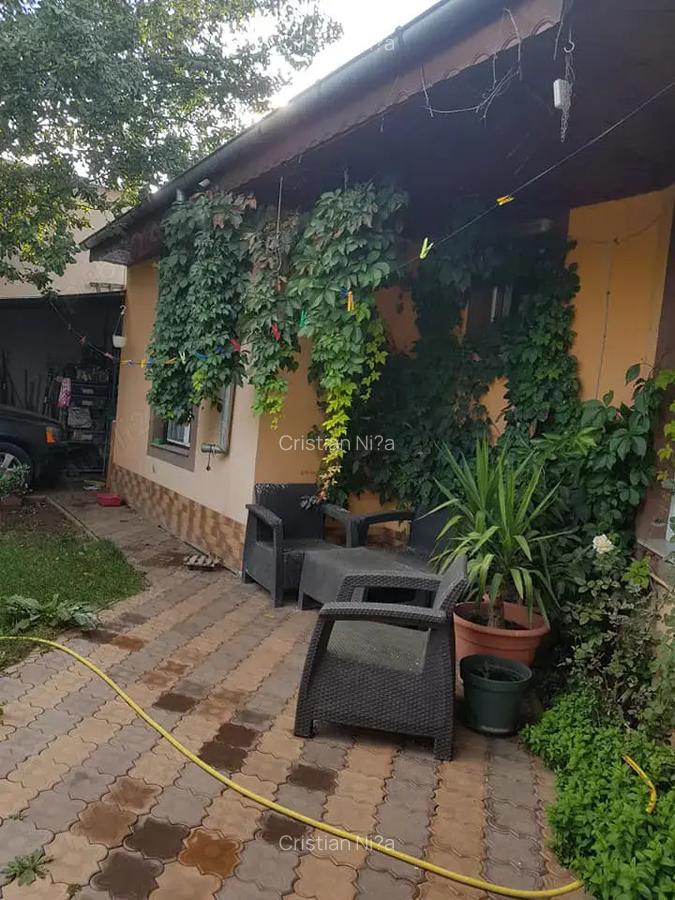 Casa 2 dormitoare si living mare Cartierul Radu Negru - Buzaului - 2