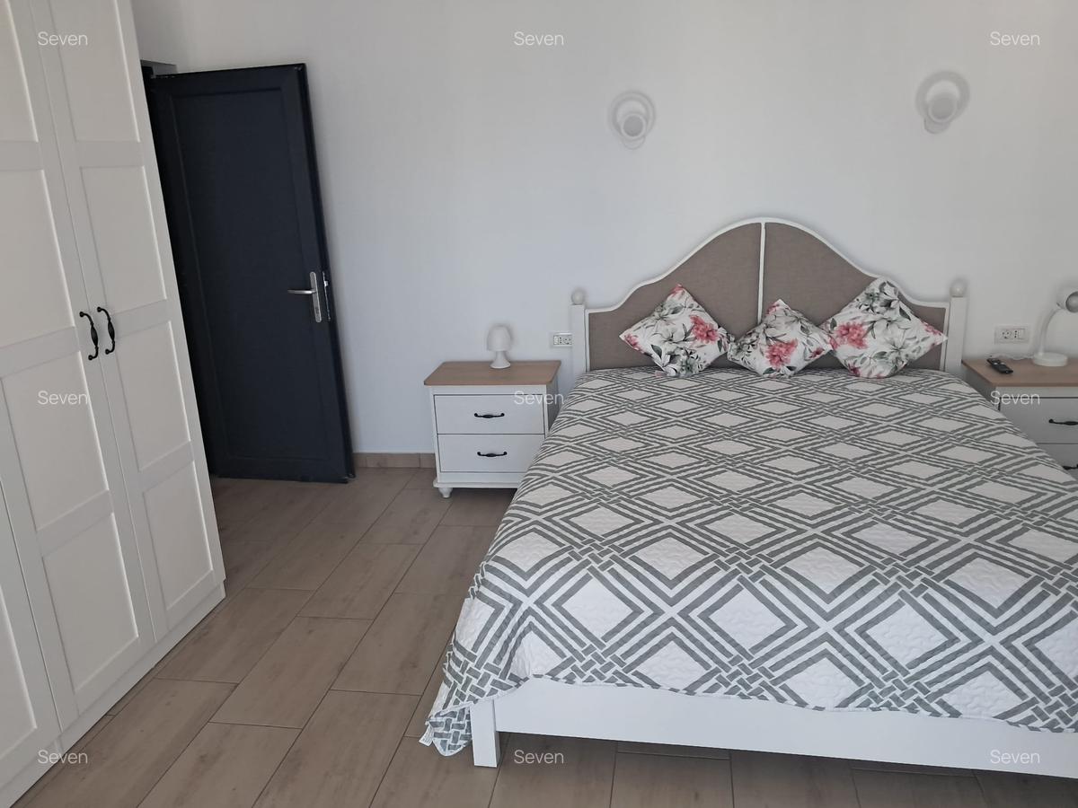 EXCLUSIV! Vila moderna P+1-Costinesti - Golful Francez-320.000 euro negociabil - 18