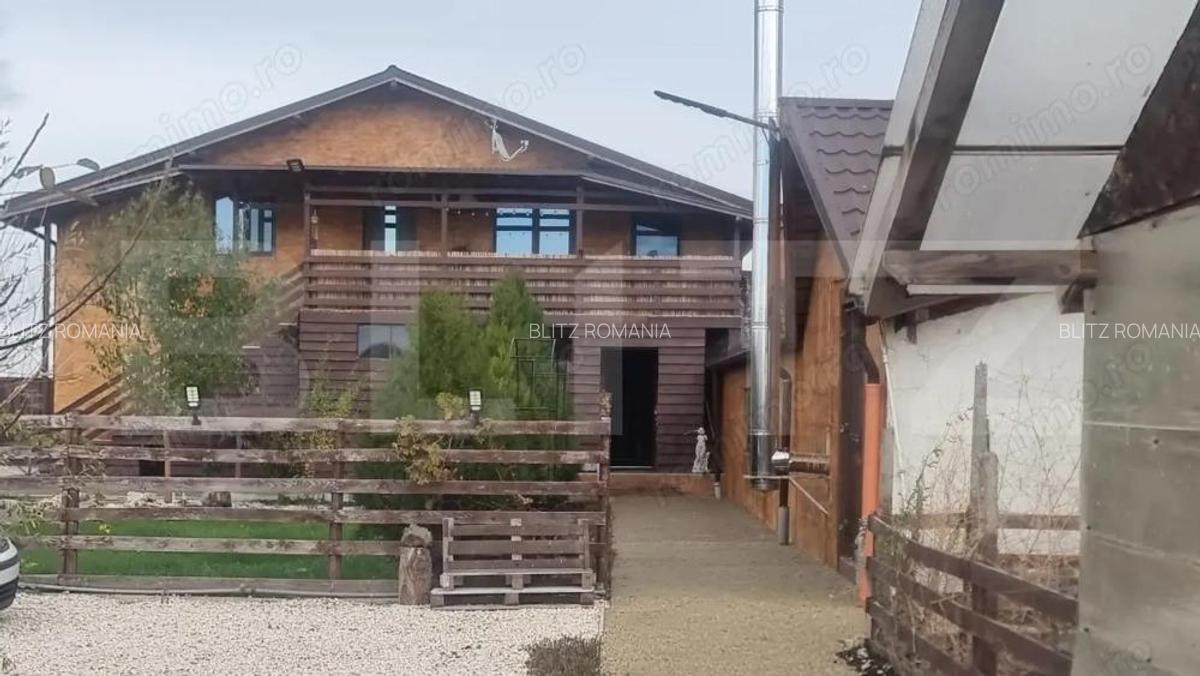 Proprietate multifunctionala,VILA,Teren 28000 mp+afacere piscicultura functionla - 3