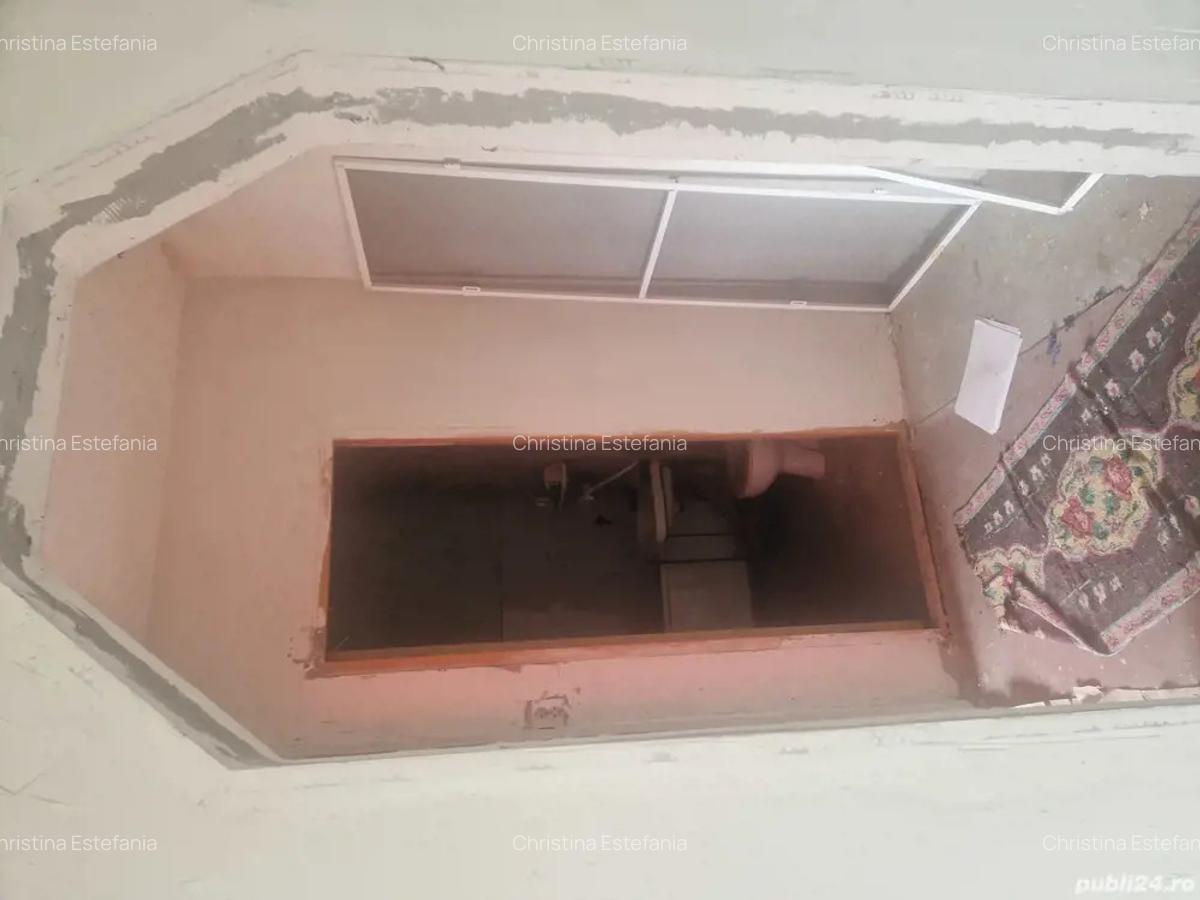 Vand apartament et 4 - 4