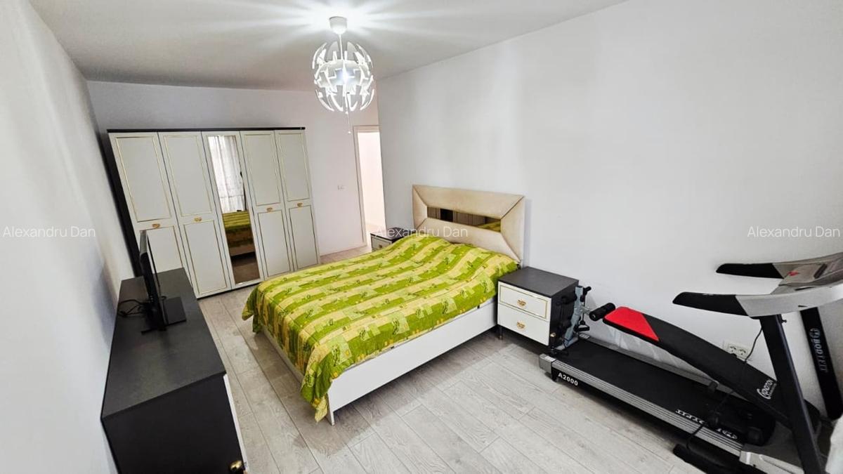 Apartament modern cu 4 camere, decomandat, in zona Piata Presei Libere - 12