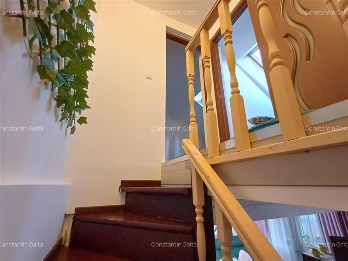 2 camere la mansarda - Str. Frumusani - Oltenitei - 10