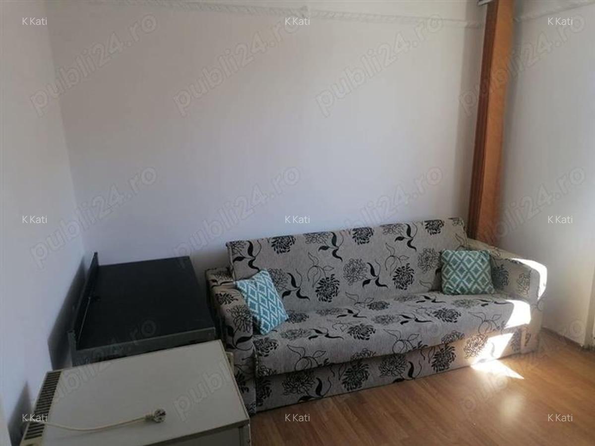 Apartament cu 2 camere decomandat în Central - 3